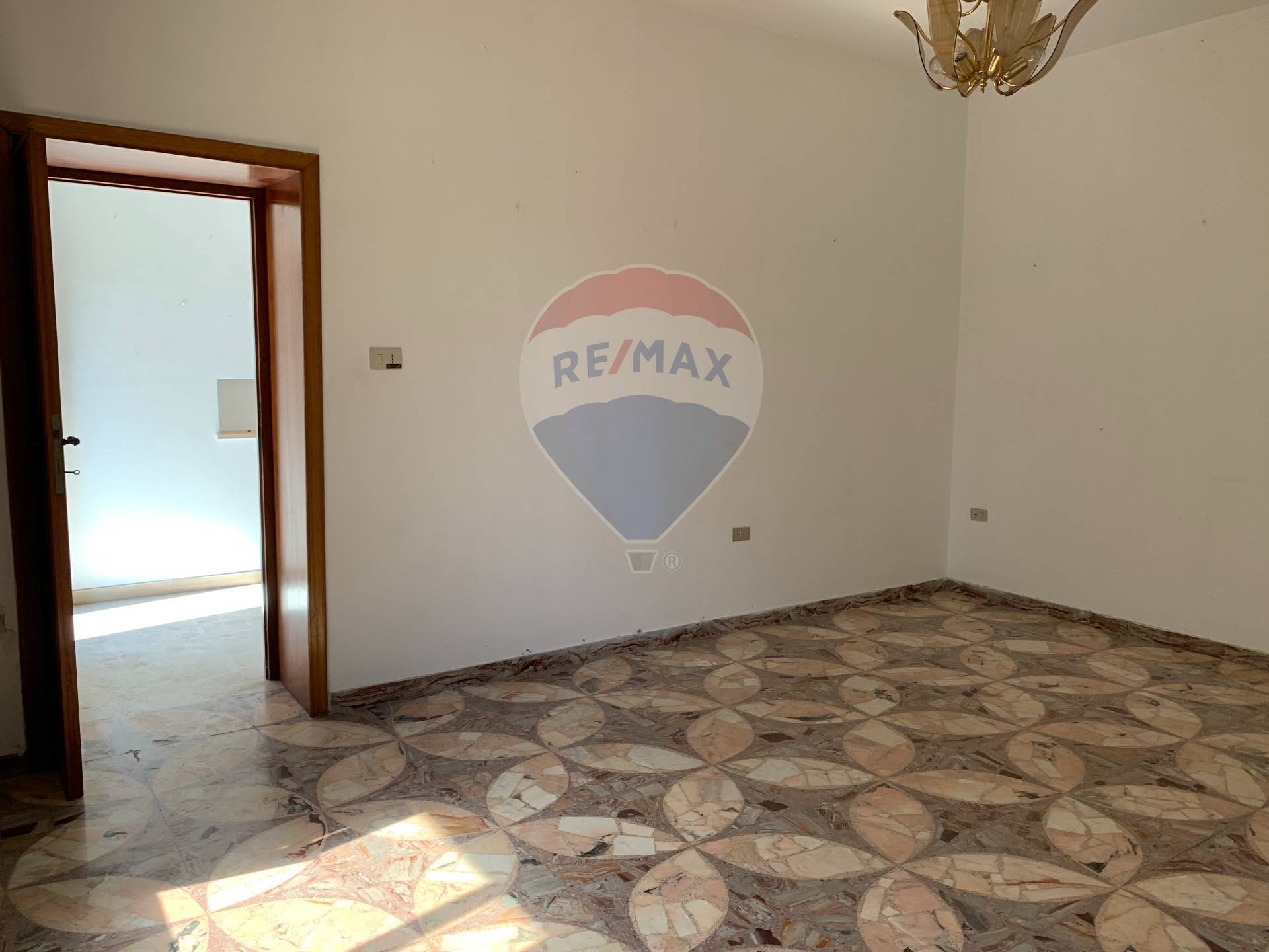 Villa Bifamiliare FOSSACESIA vendita    RE/MAX People