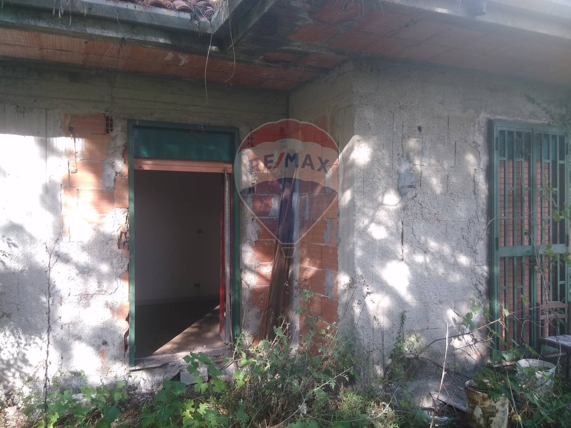 Rustico - Cascina ZAFFERANA ETNEA vendita    RE/MAX Tecnica