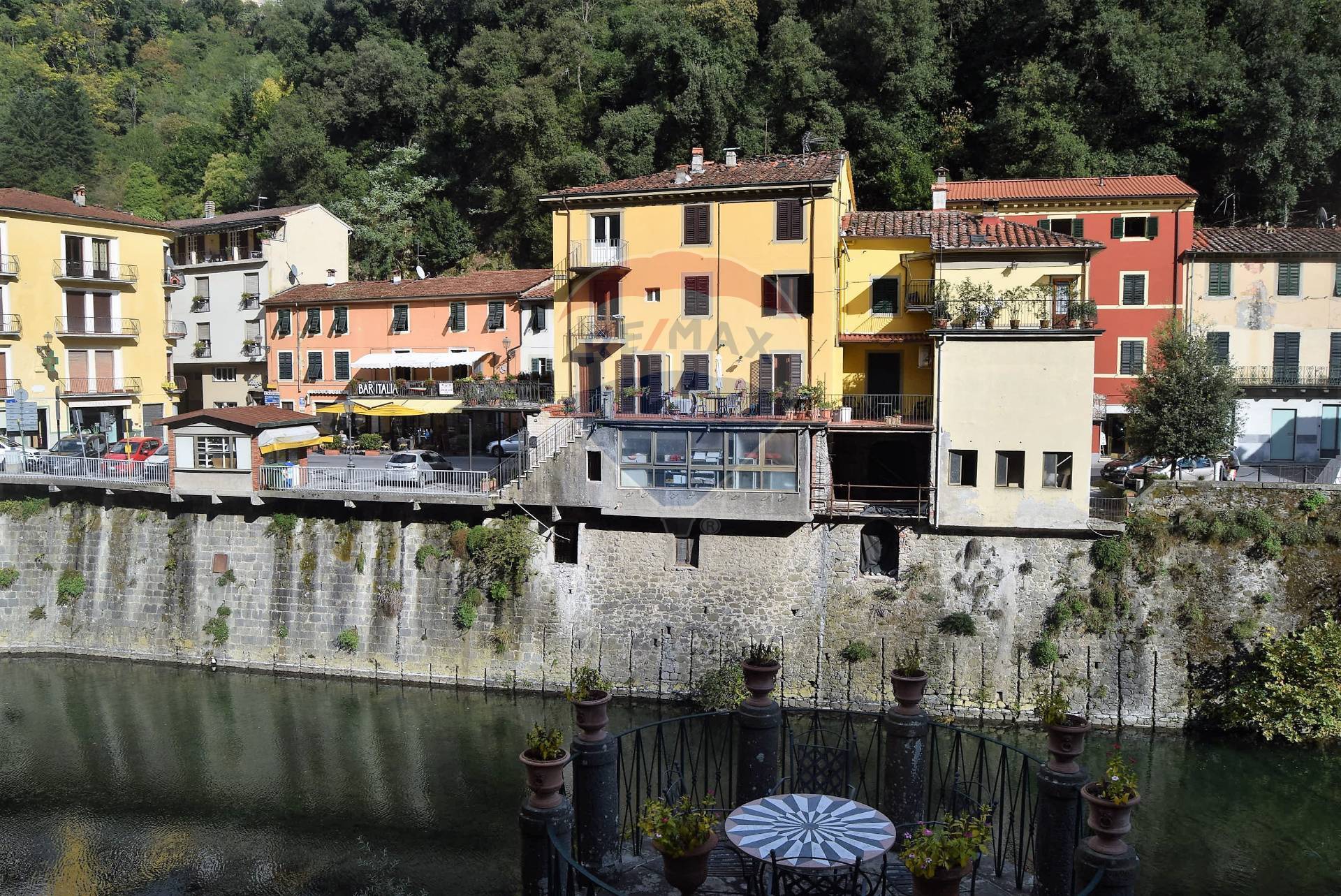  bagni-di-lucca vendita quart: ponte a serraglio re-max-domus-consulting