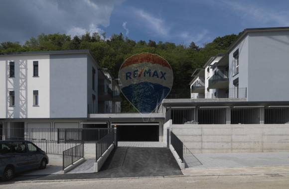  bizzarone vendita quart:  re/max essenza