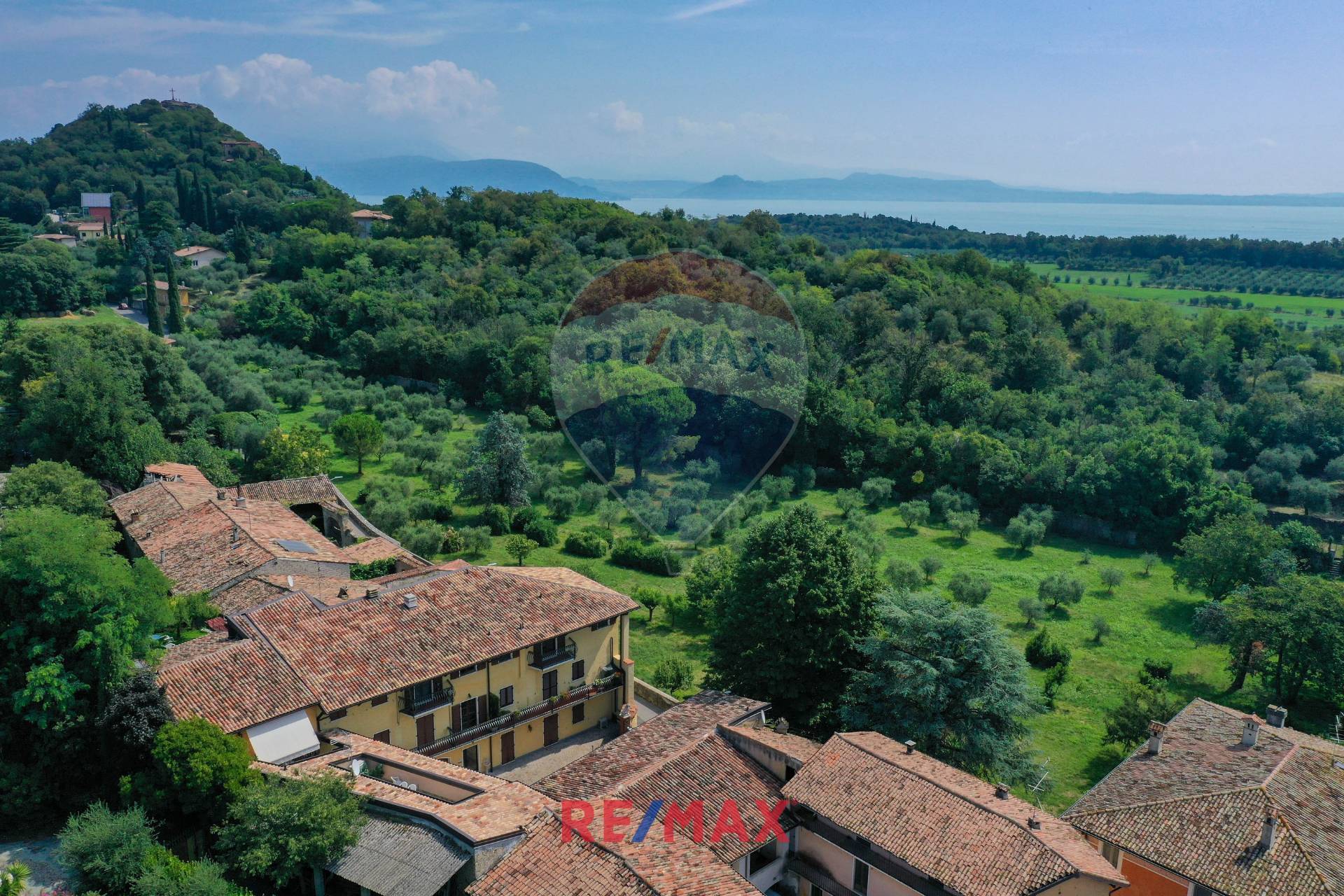 appartamento manerba del garda vendita  montinelle  re/max edilfin