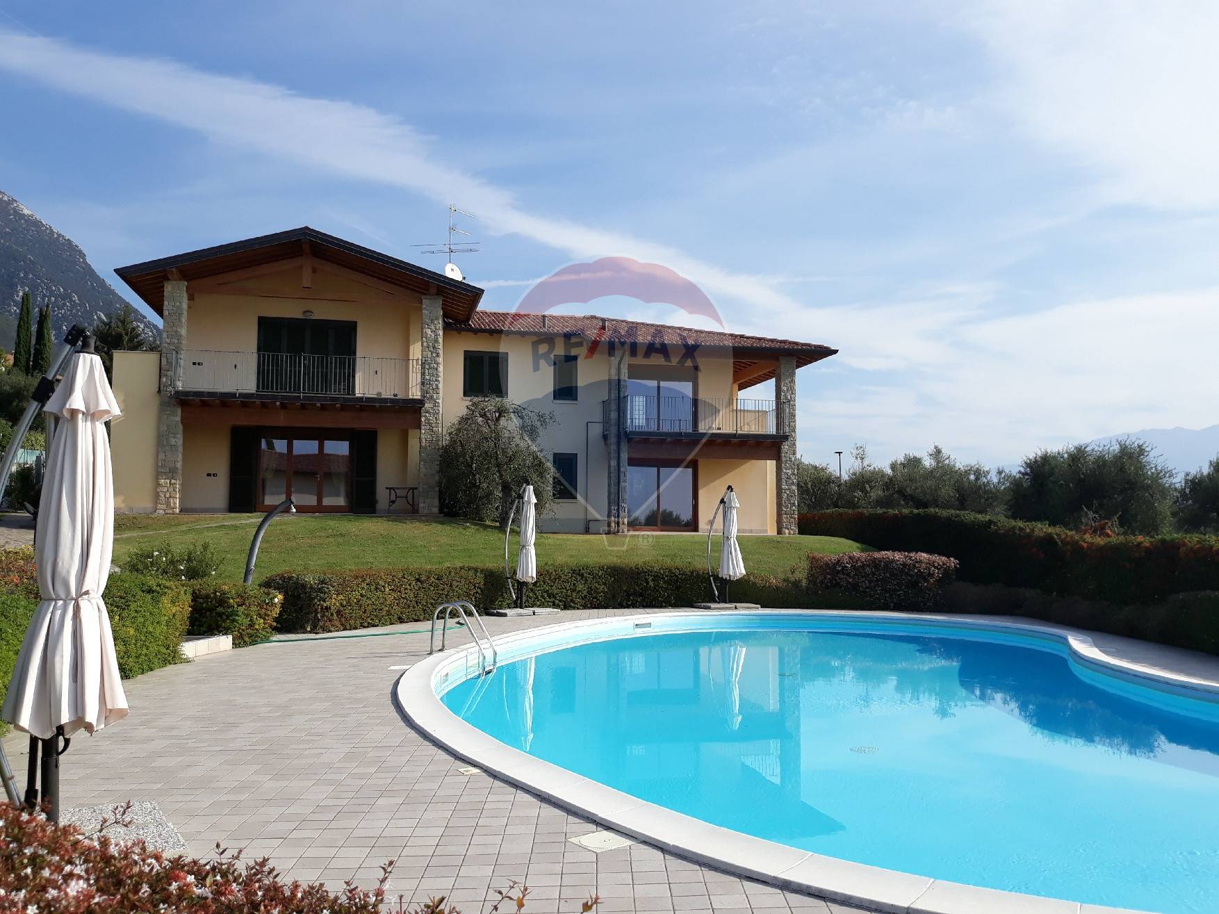 Appartamento TOSCOLANO-MADERNO vendita  Monte Maderno  RE/MAX Edilfin