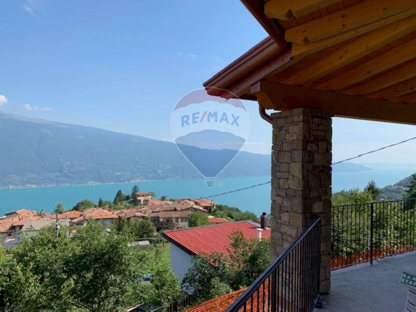 Appartamento TIGNALE vendita    RE/MAX Edilfin