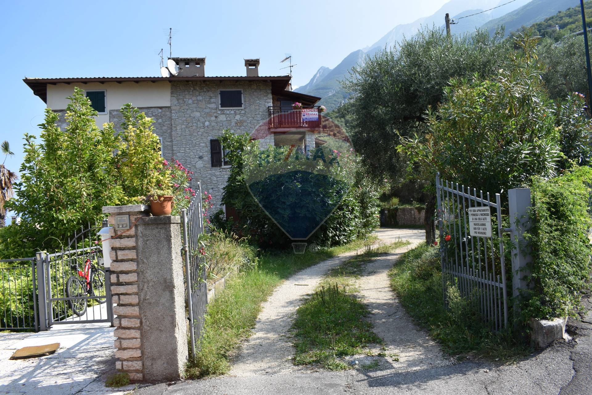 Appartamento BRENZONE vendita    RE/MAX Lago