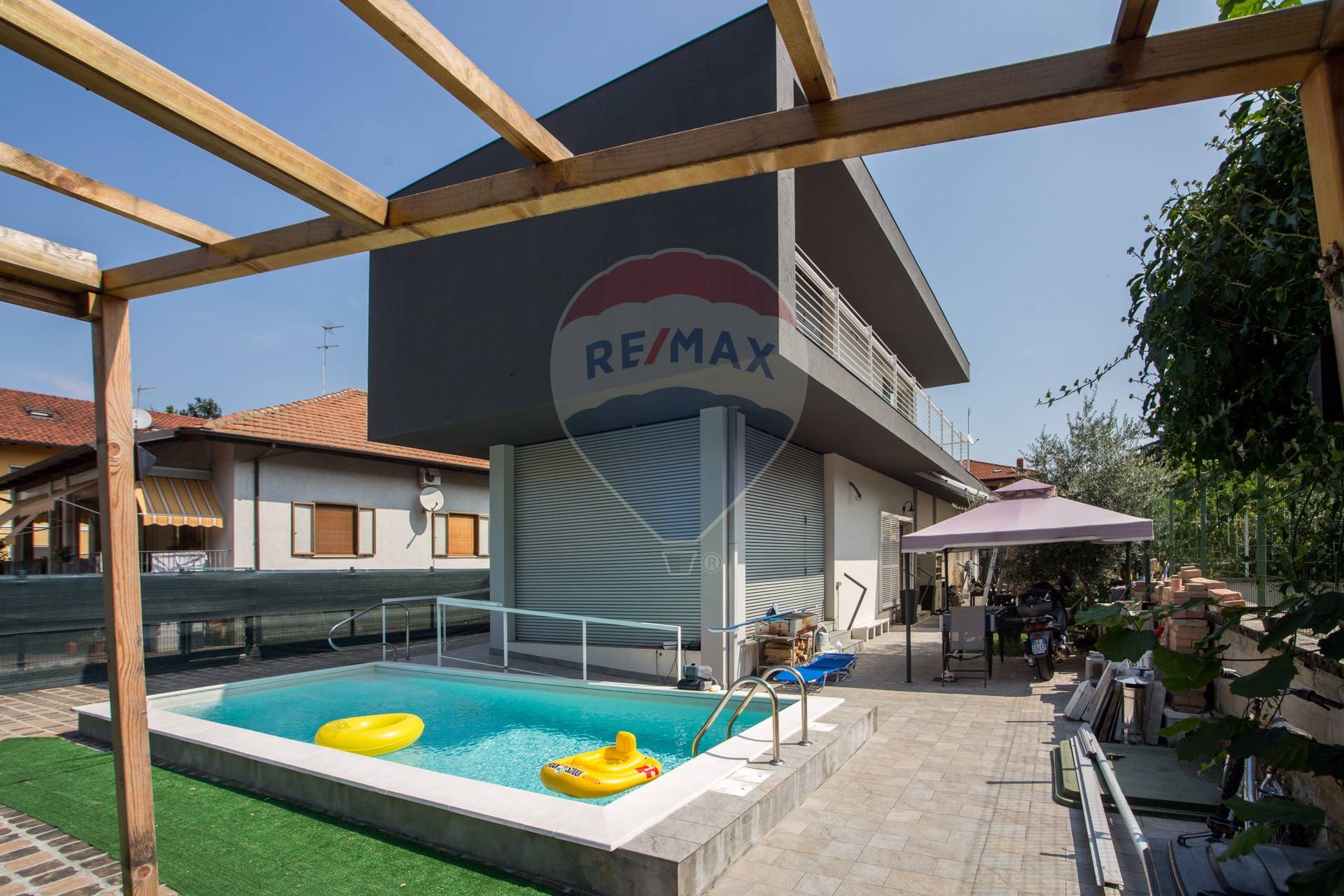 Villa DRUENTO vendita    RE/MAX Sfera