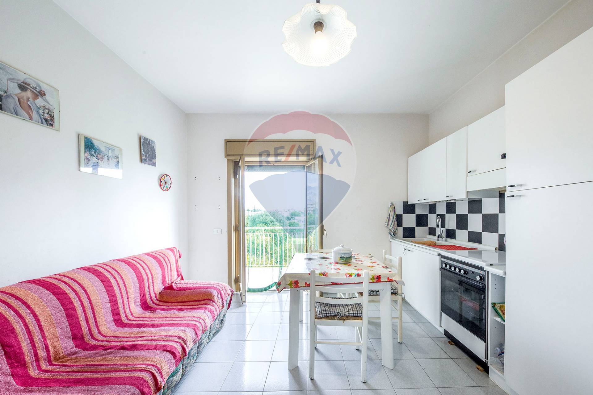 Appartamento GIARDINI-NAXOS vendita  Pallio  RE/MAX City Home