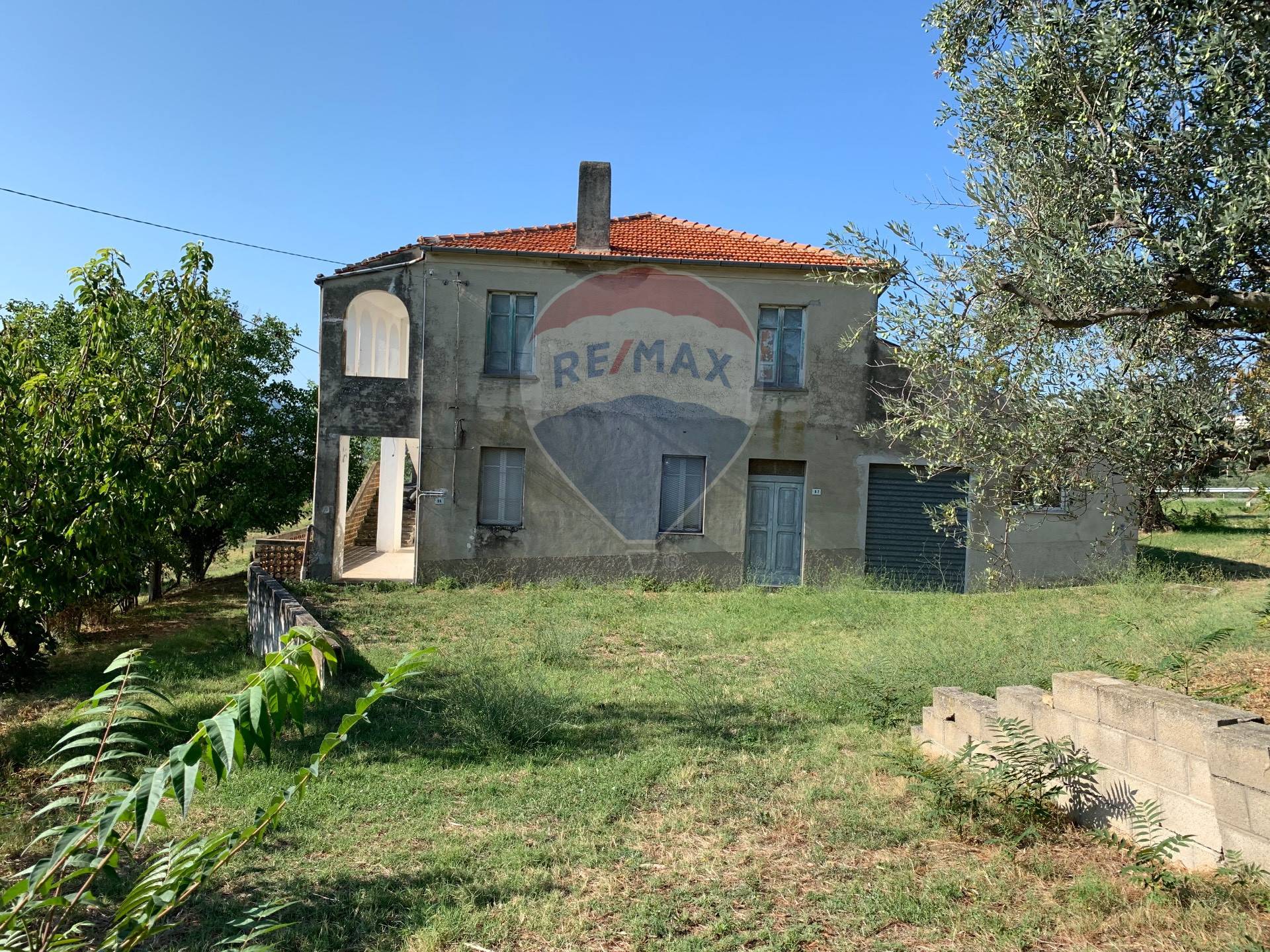 Rustico - Cascina LANCIANO vendita    RE/MAX People