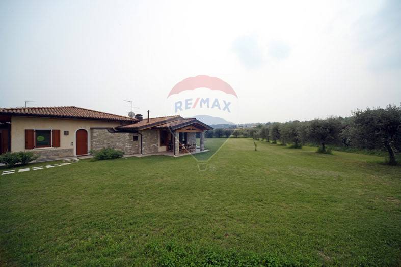 Villa SAN FELICE DEL BENACO vendita    RE/MAX Edilfin