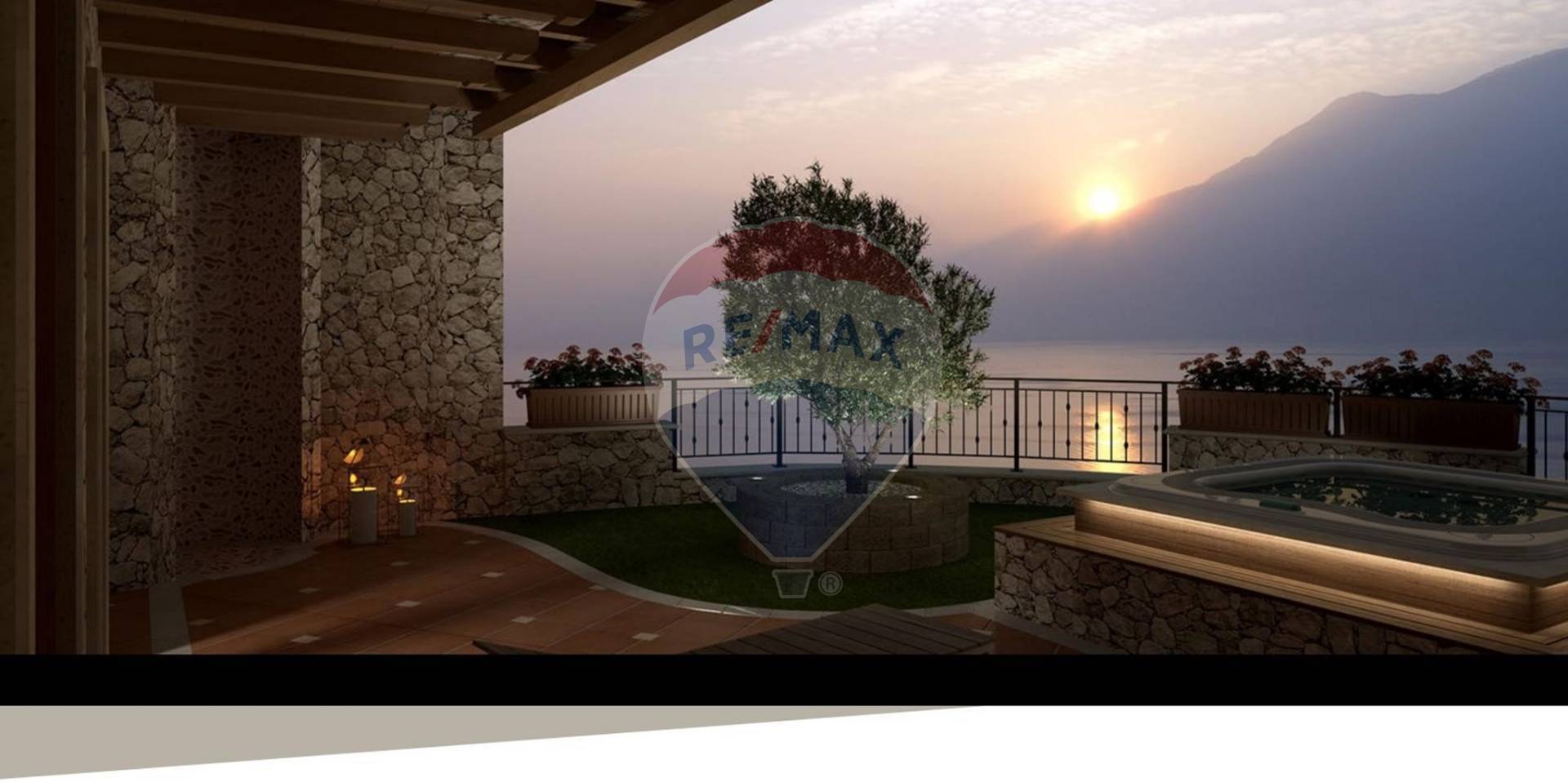 Appartamento BRENZONE vendita    RE/MAX Lago