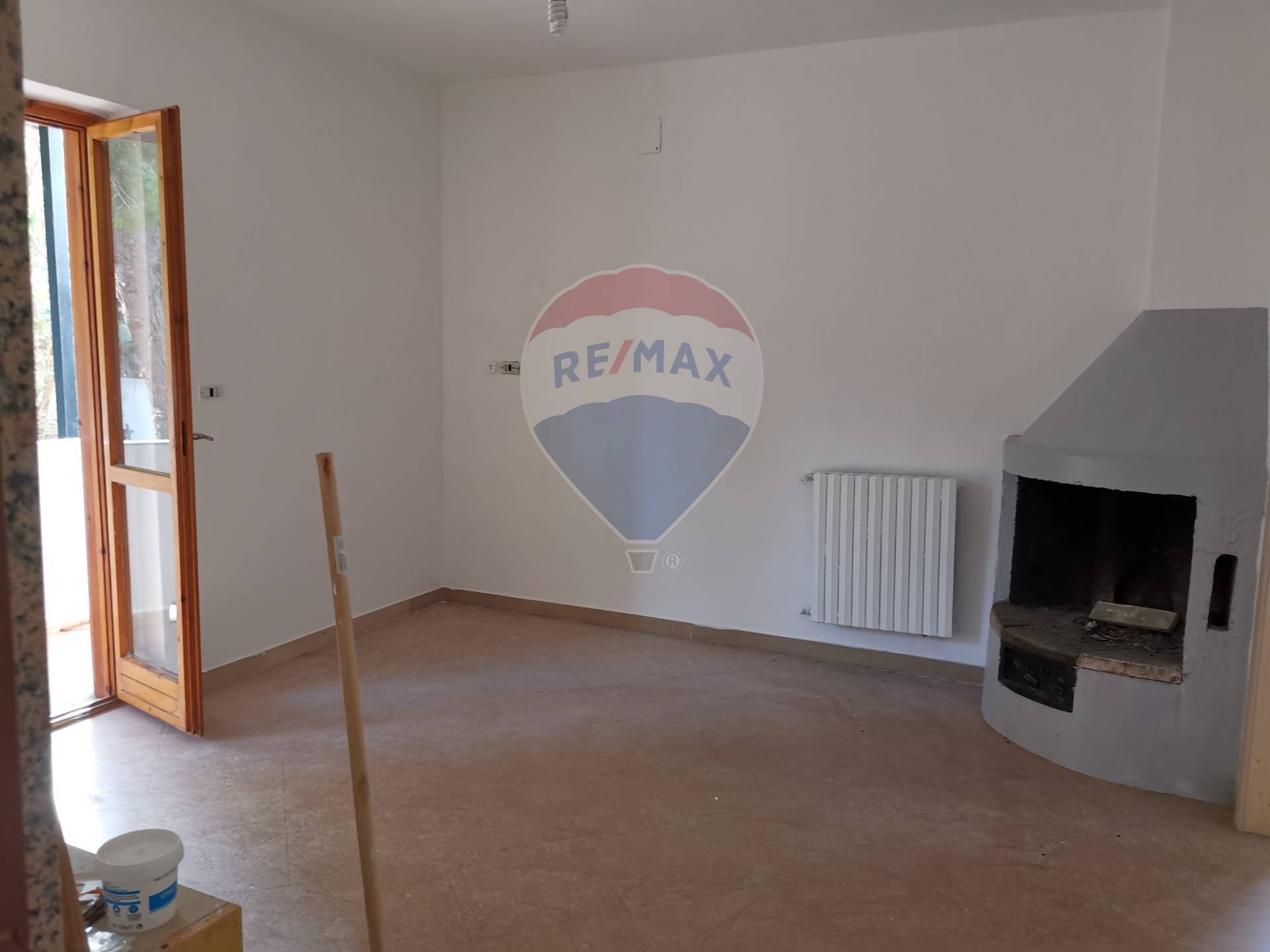 Ufficio - Loc.Com. BARI affitto  Carbonara - Ceglie  RE/MAX Acquachiara