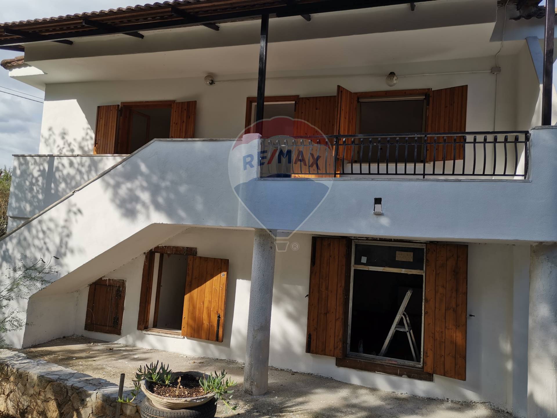  bari affitto quart: carbonara - ceglie re-max-acquachiara