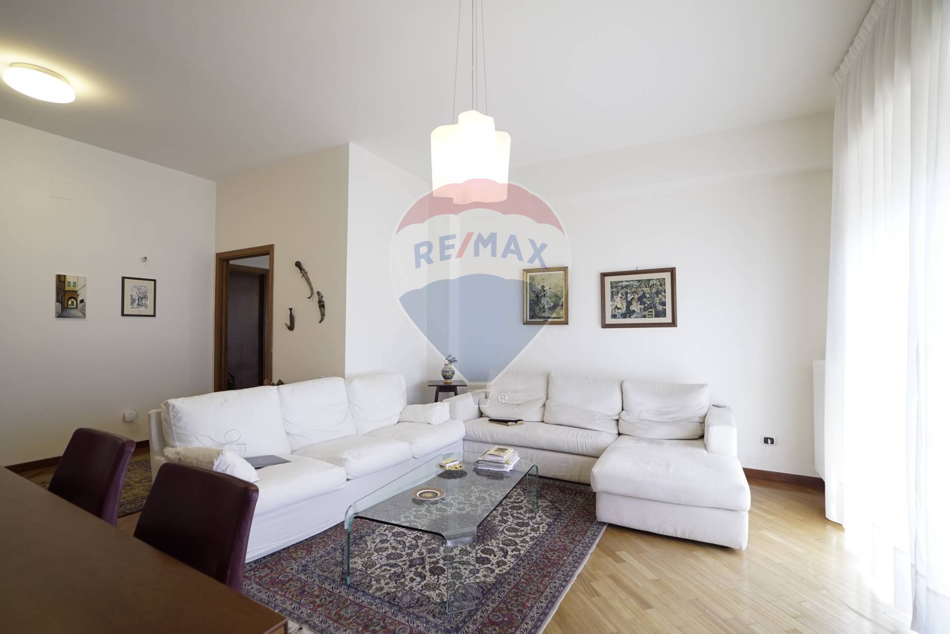  lanciano vendita quart:  re-max-people