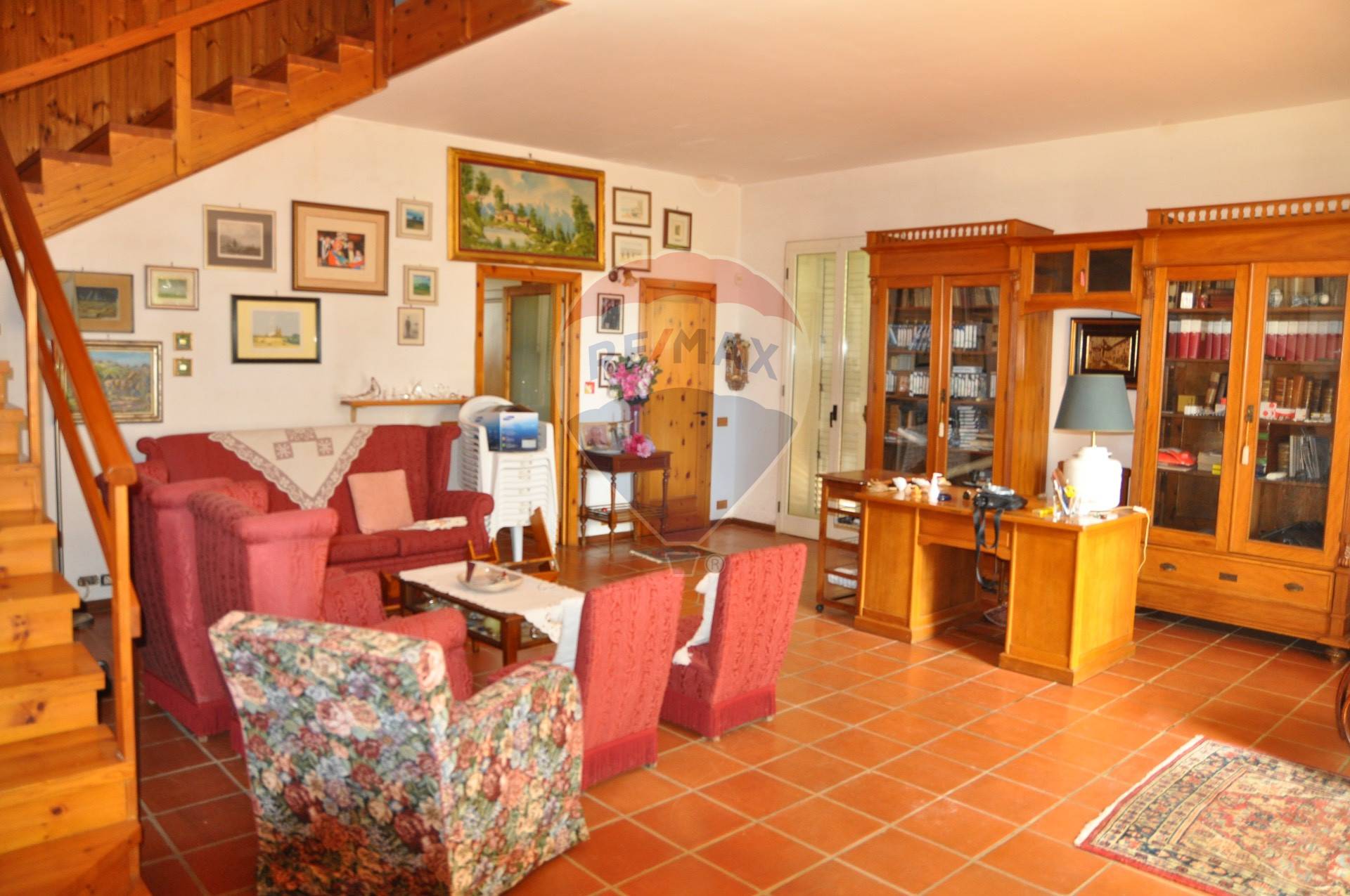 Villa RAGUSA vendita    RE/MAX Prima Classe