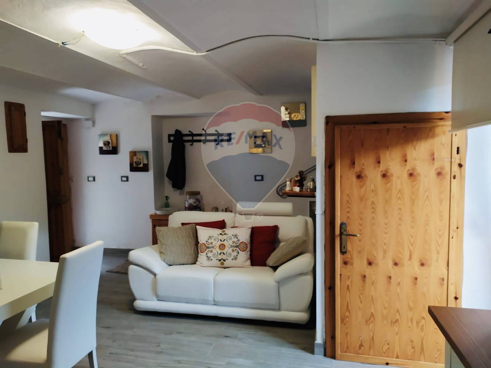 Rustico - Cascina CIVITALUPARELLA vendita    RE/MAX People