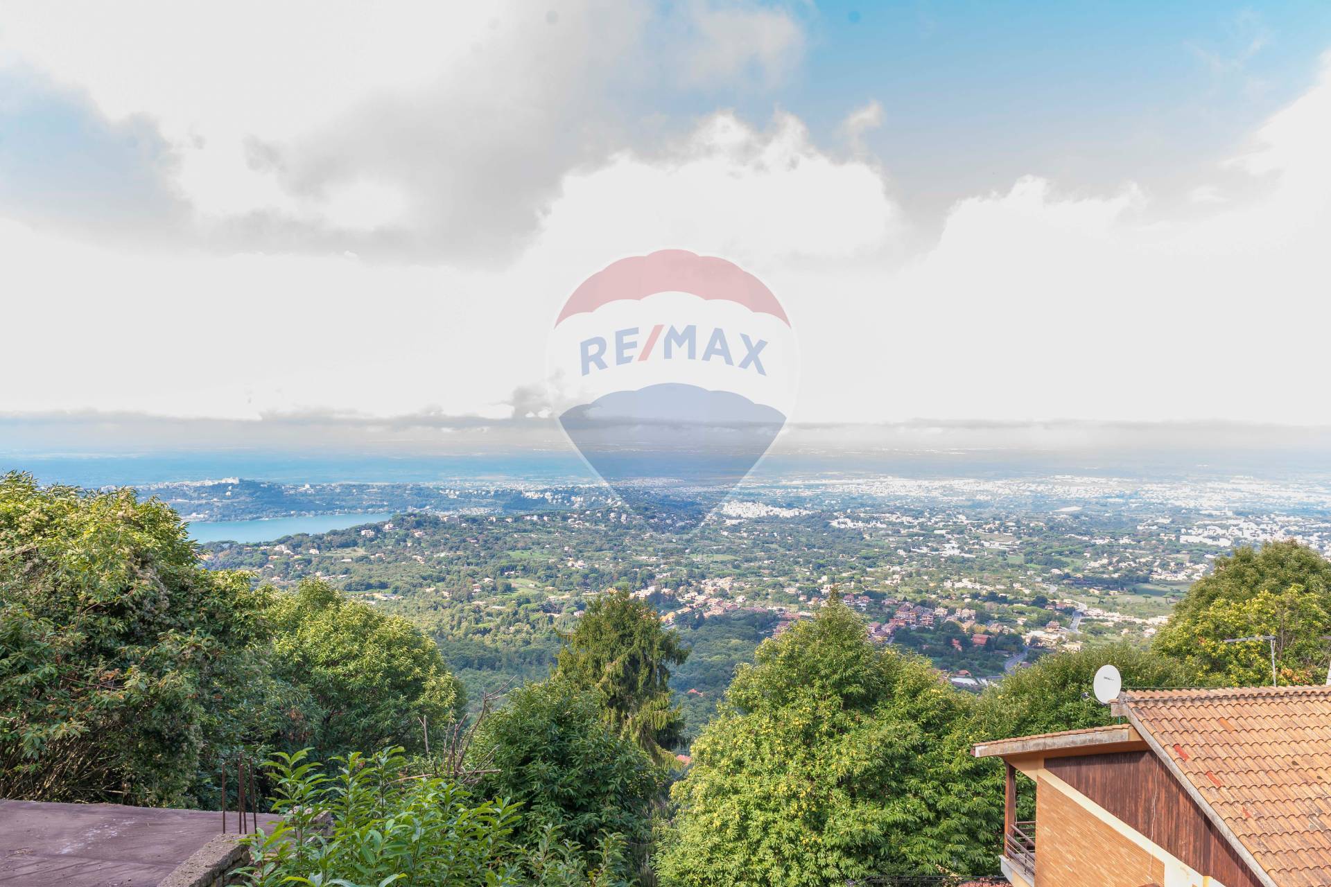 Villa ROCCA DI PAPA vendita    RE/MAX Opzione Casa