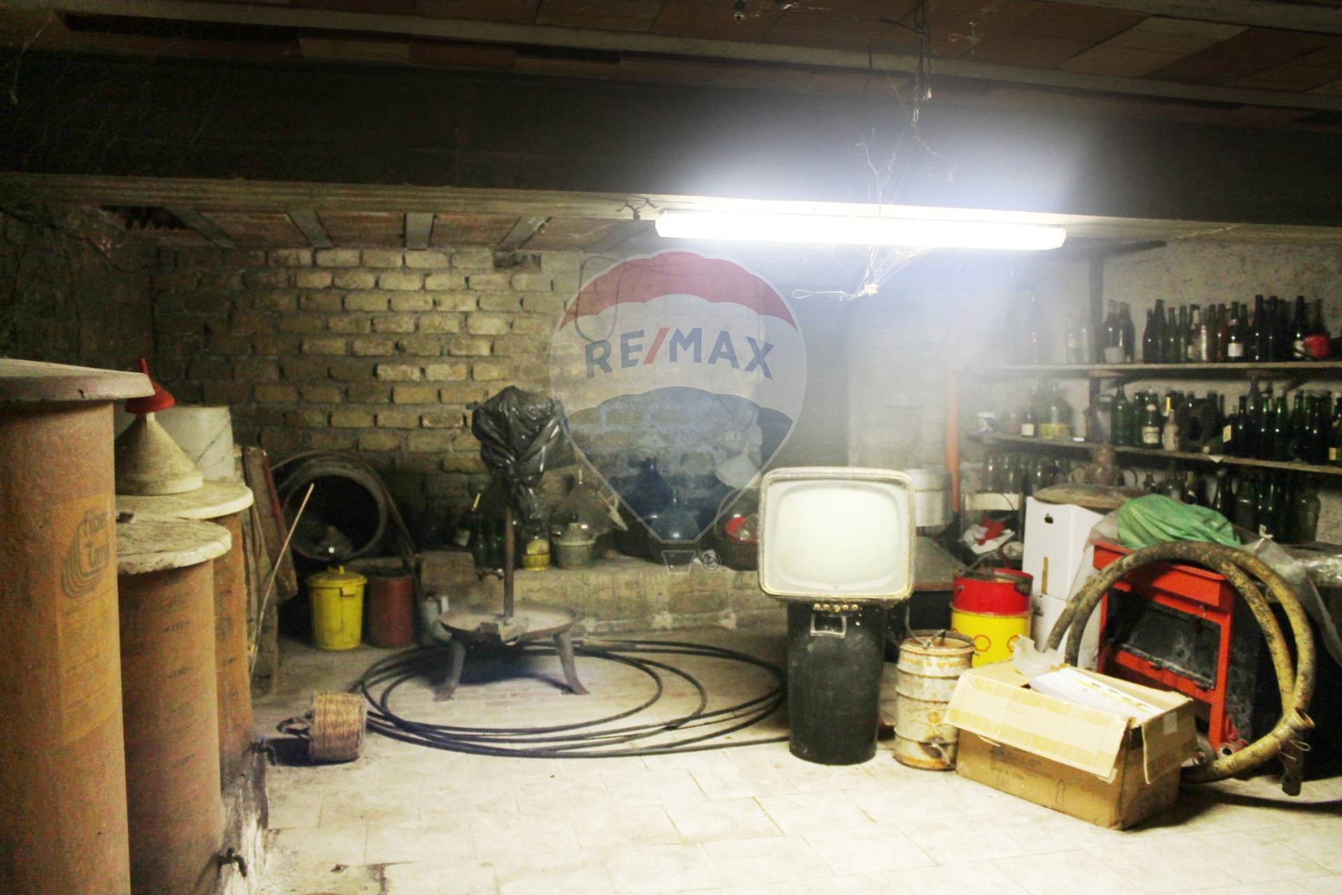 Box auto - Posto auto ROMA vendita  Prato Fiorito  RE/MAX Diamond