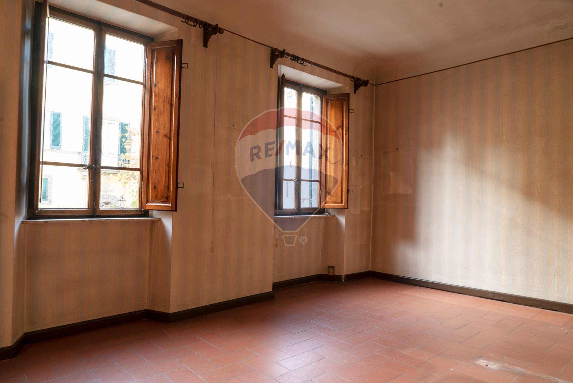 Appartamento LUCCA vendita  Centro storico  RE/MAX Domus Consulting