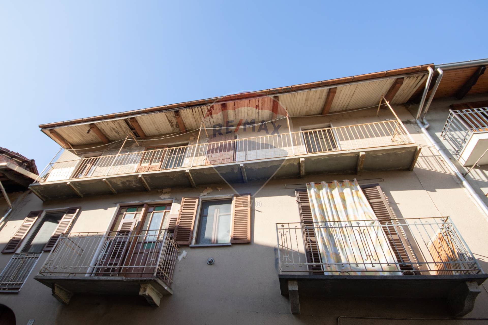 Villa Bifamiliare CANDELO vendita  Candelo Centro (La Villa)  RE/MAX Unit