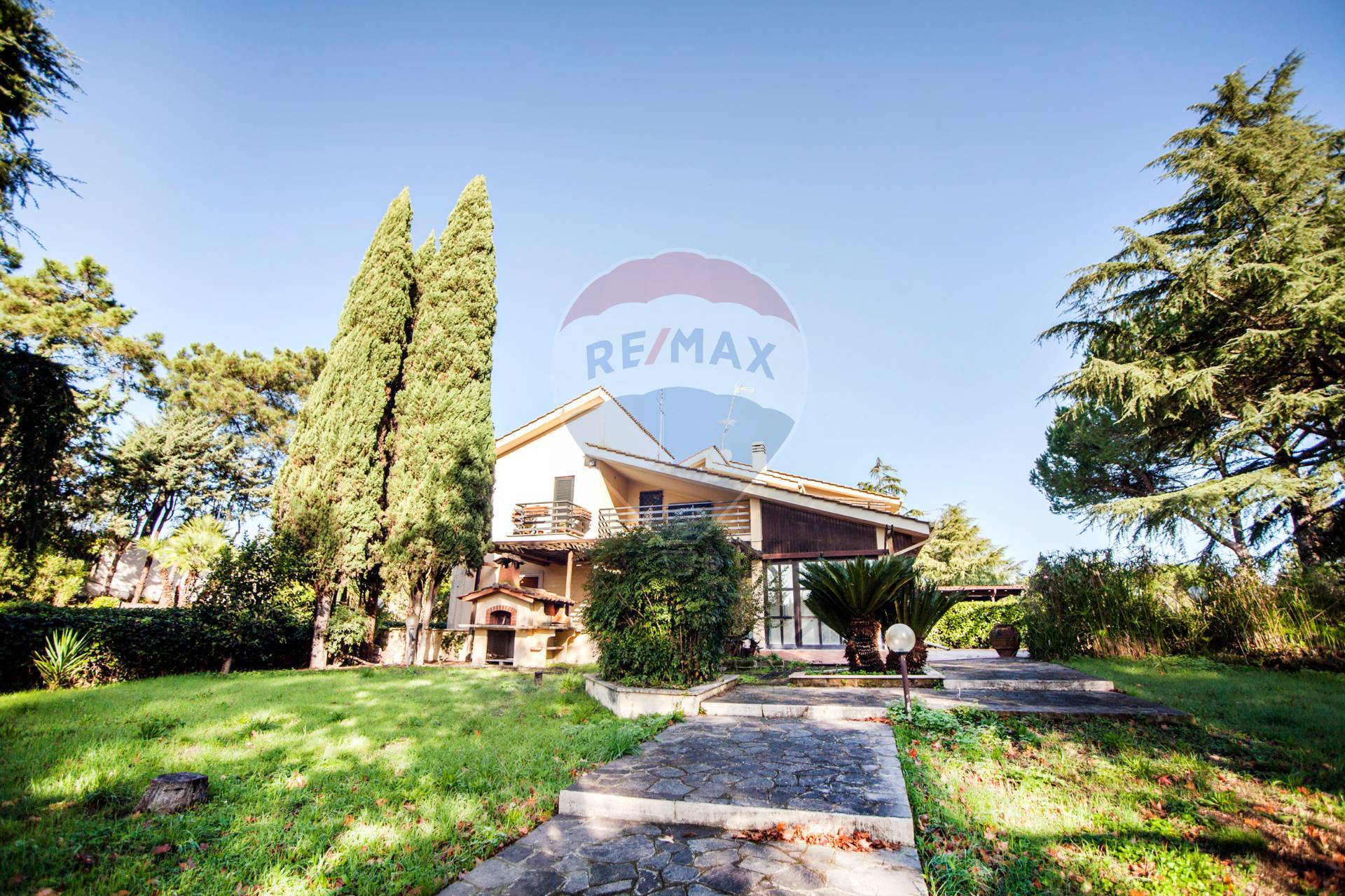  roma vendita quart: cassia re/max property