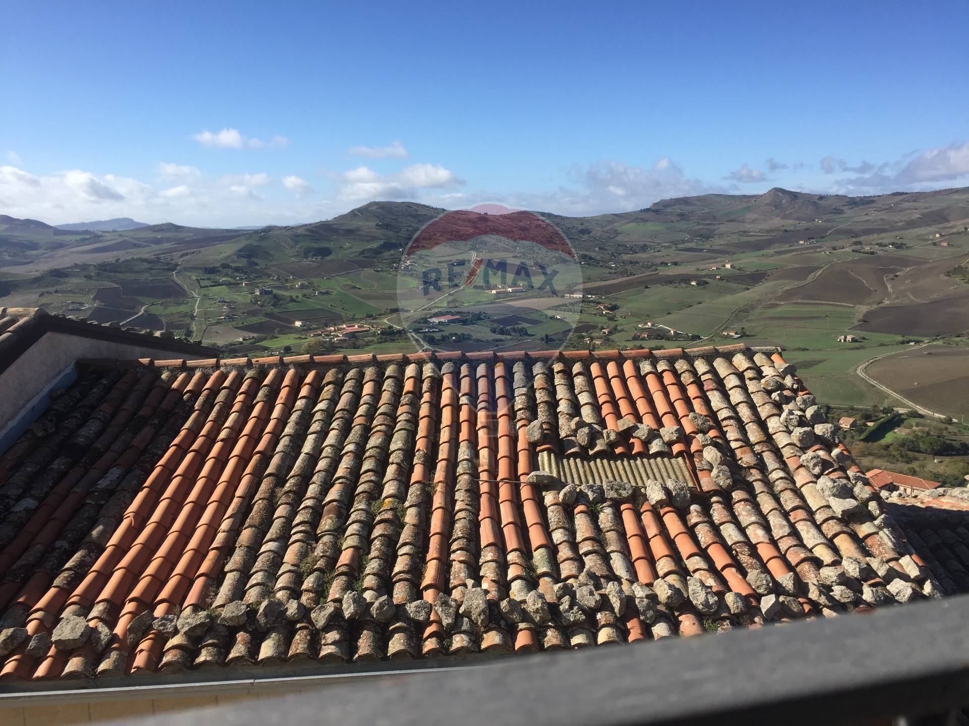 Villa Unifamiliare - Indipendente GANGI vendita    RE/MAX Hunters