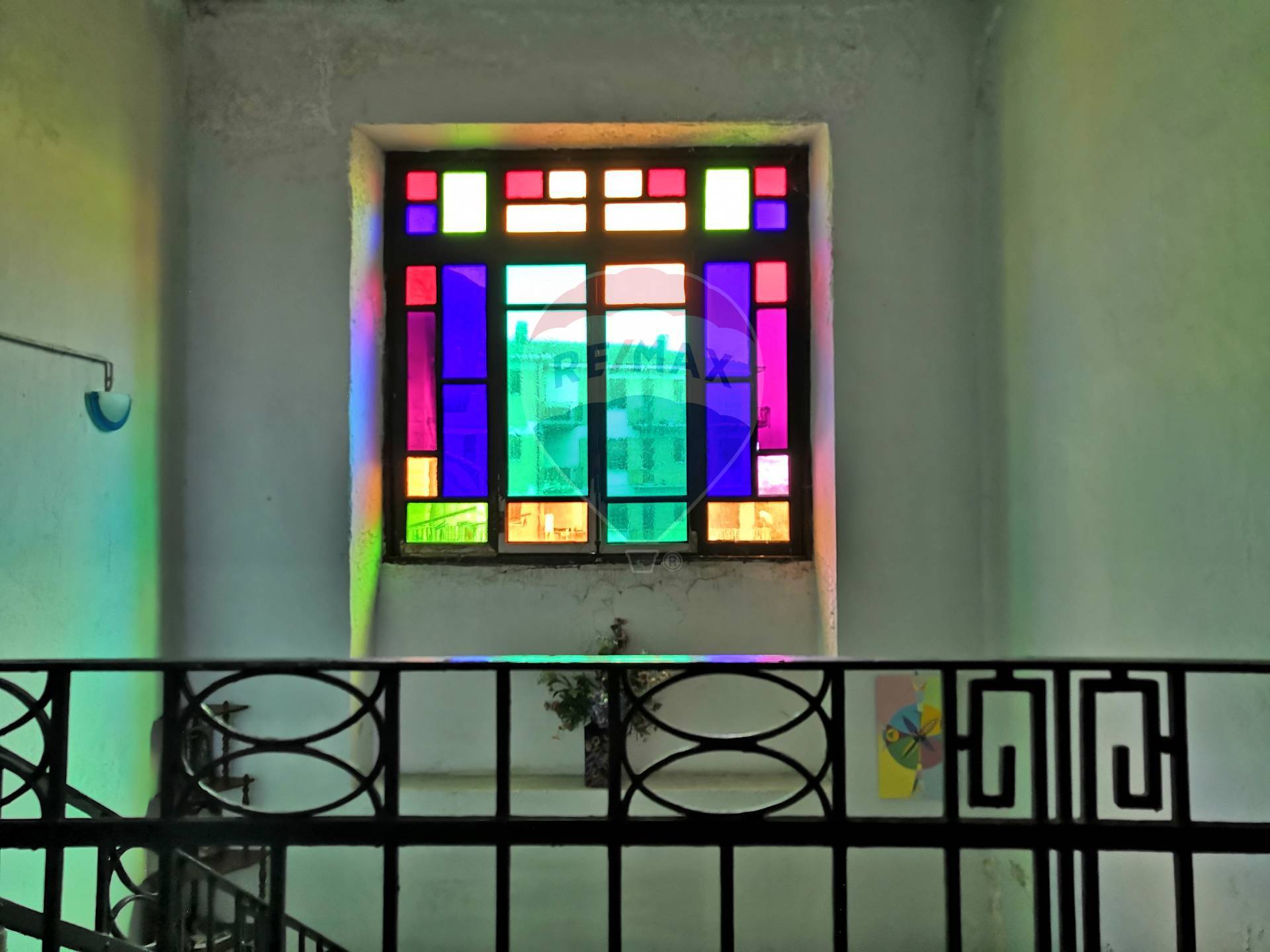  favria vendita quart:  re/max sfera