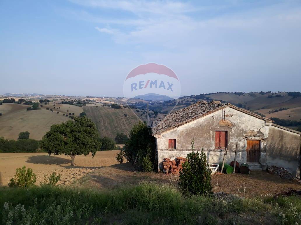 Rustico - Cascina MONTEFANO vendita    RE/MAX Master Class