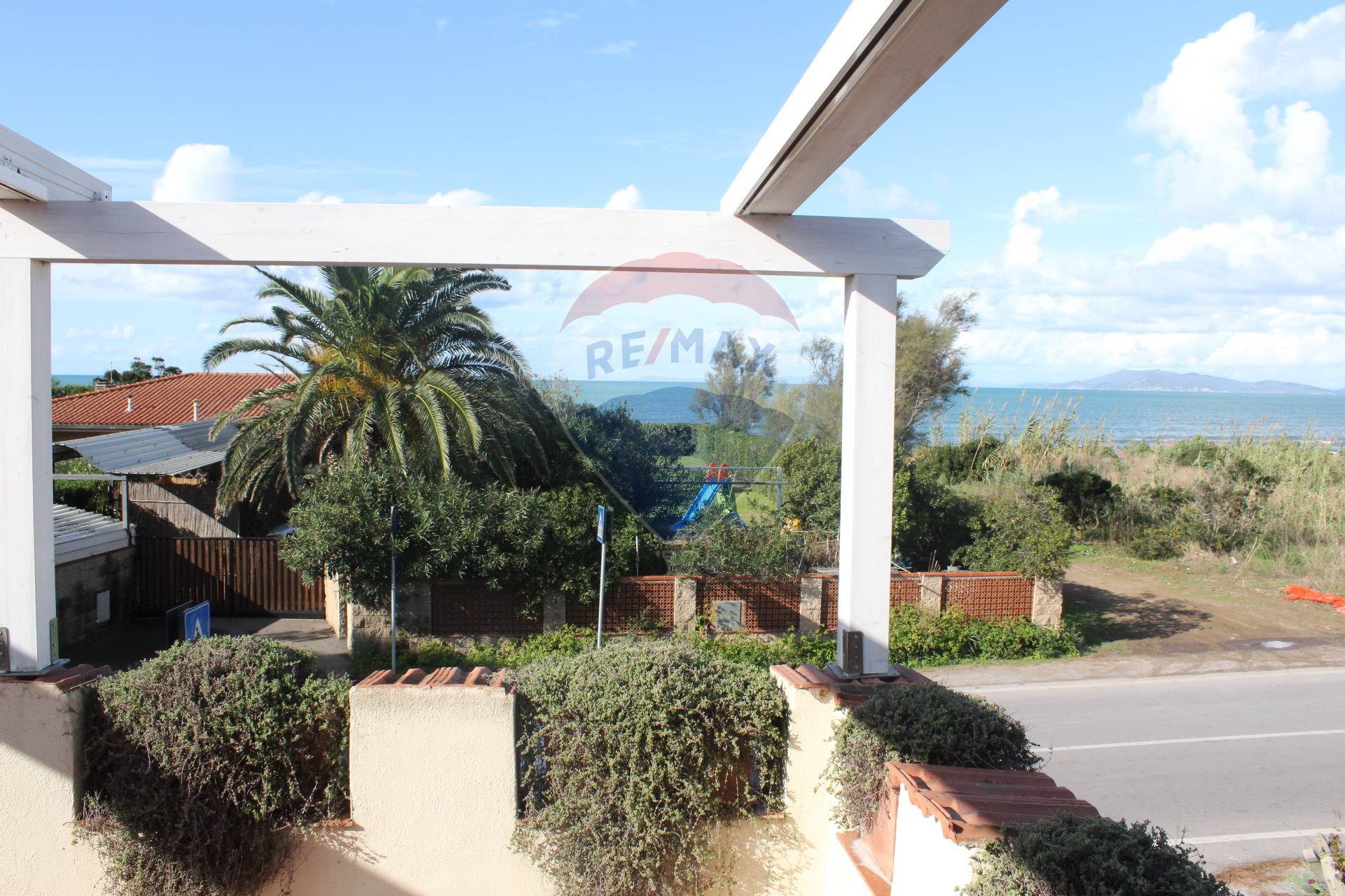 Villa ORBETELLO vendita  Giannella  RE/MAX Silver