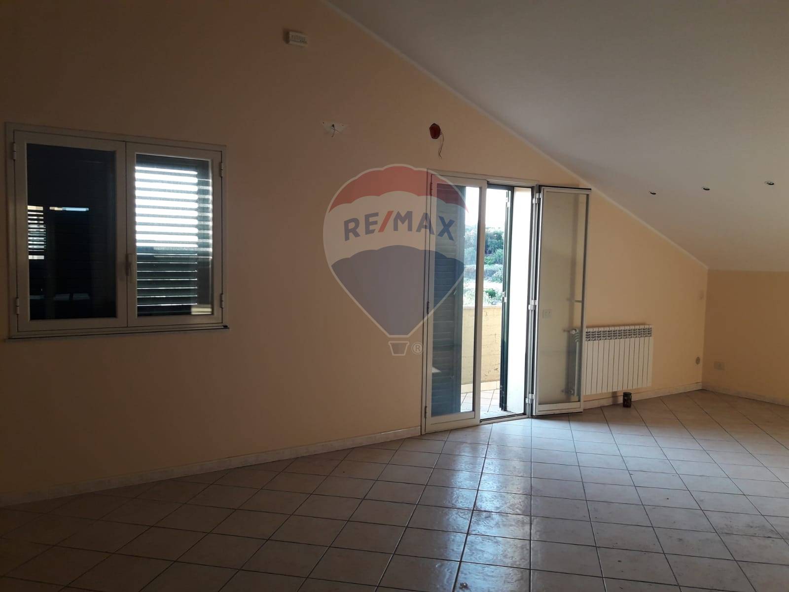 Appartamento PATERNÒ vendita    RE/MAX CasAffare