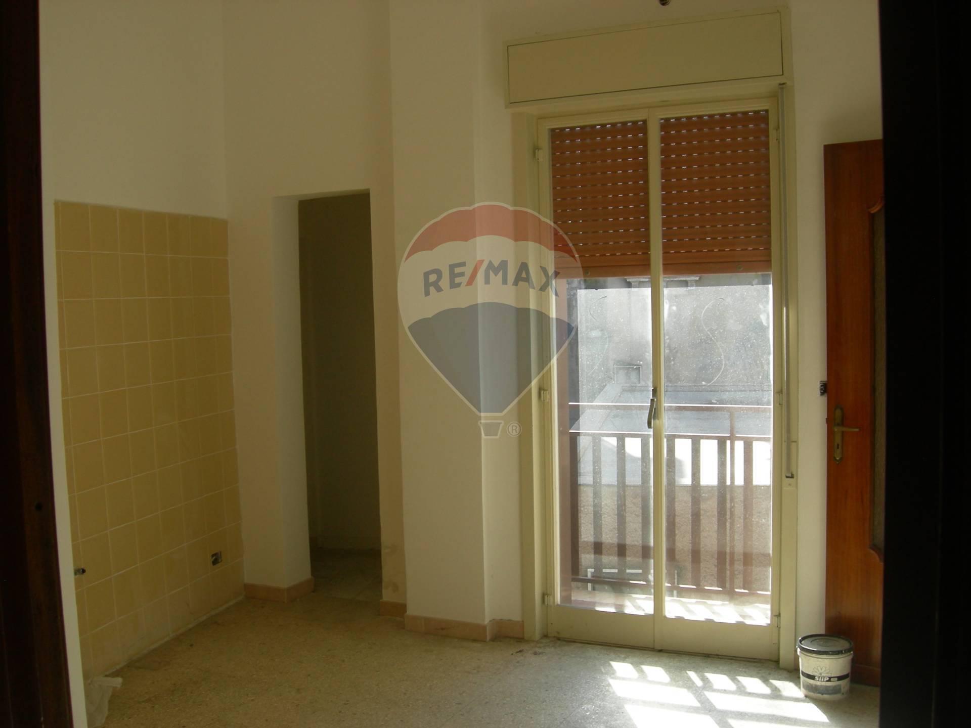 Villa Unifamiliare - Indipendente PATERNÒ vendita    RE/MAX CasAffare