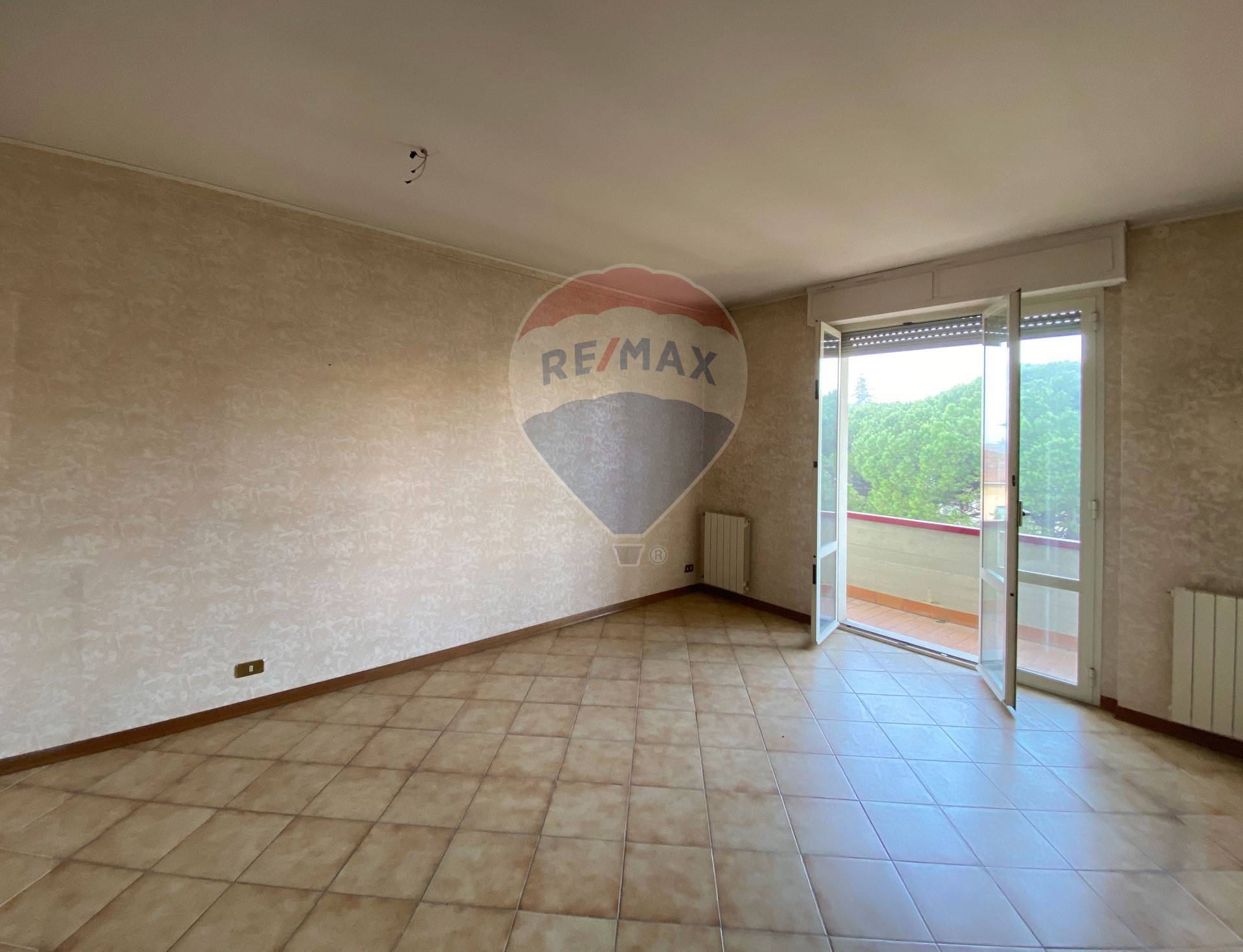 Appartamento CORTONA vendita  Camucia  RE/MAX Famosa