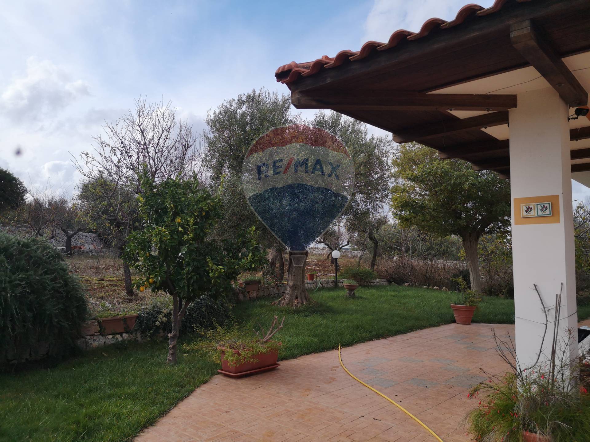 Villa POLIGNANO A MARE vendita  Chiesa Nuova-Triggianello  RE/MAX Acquachiara