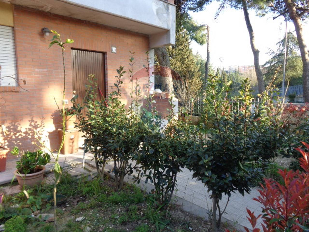  agugliano vendita quart:  re-max-centro-casa