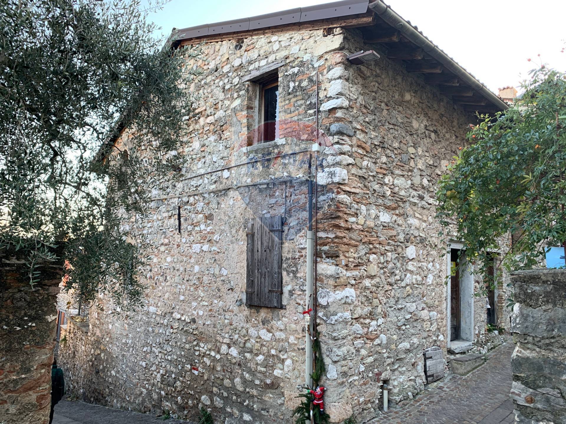 Rustico - Cascina GARGNANO vendita  Villavetro  RE/MAX Edilfin