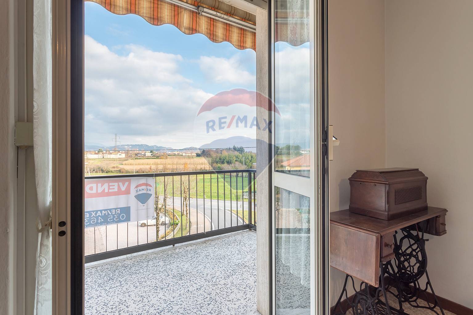 Appartamento AMBIVERE vendita    RE/MAX Expo