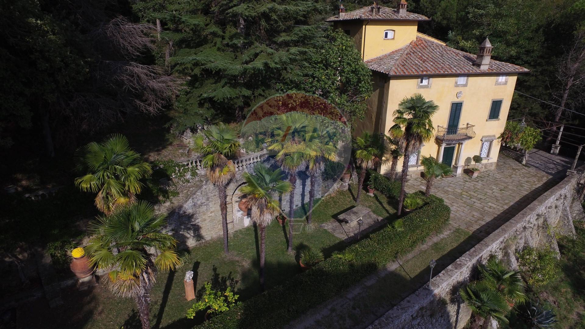 Villa CORTONA vendita  Torreone  RE/MAX Famosa