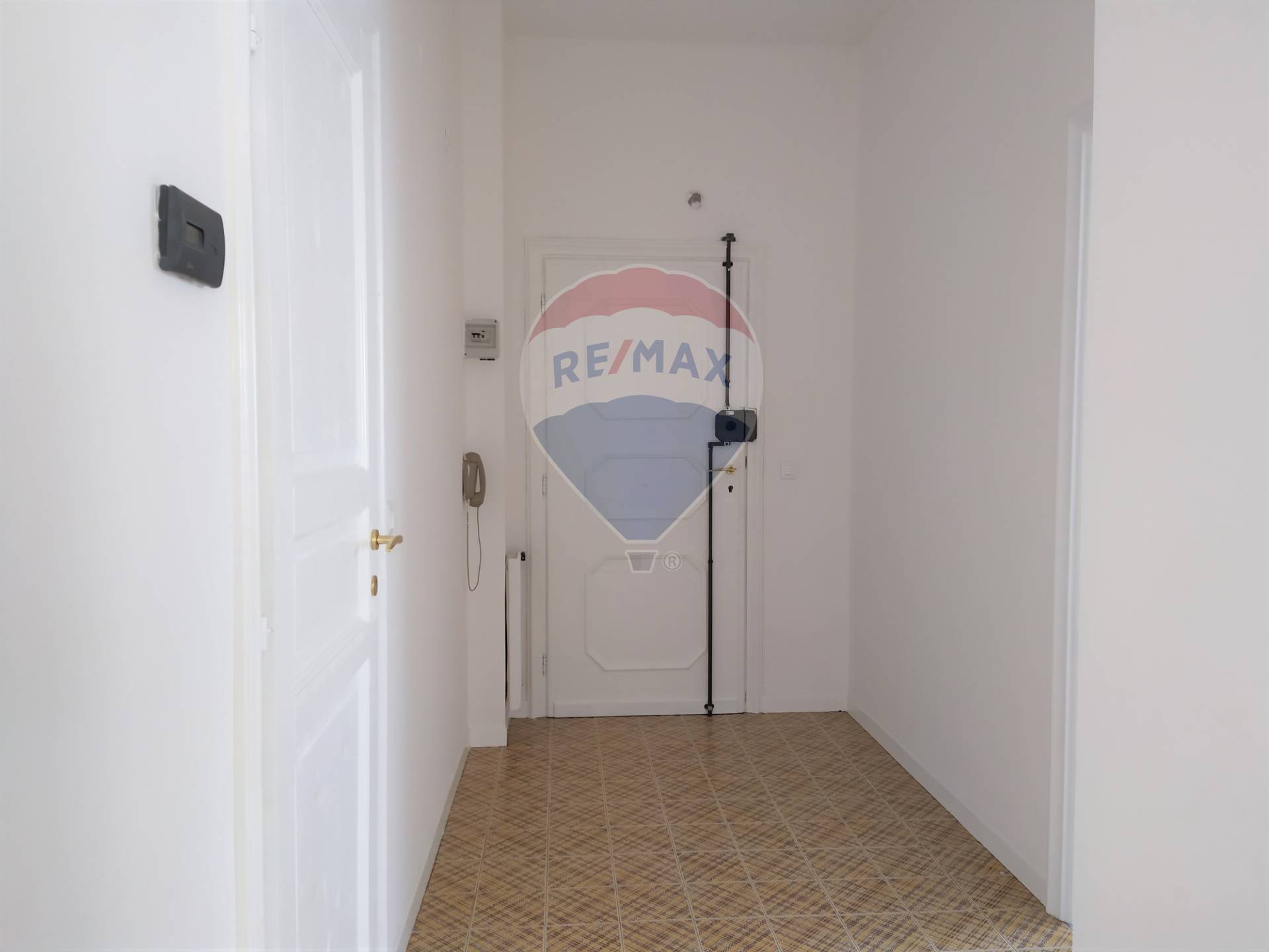 Appartamento COGOLETO affitto    RE/MAX Med