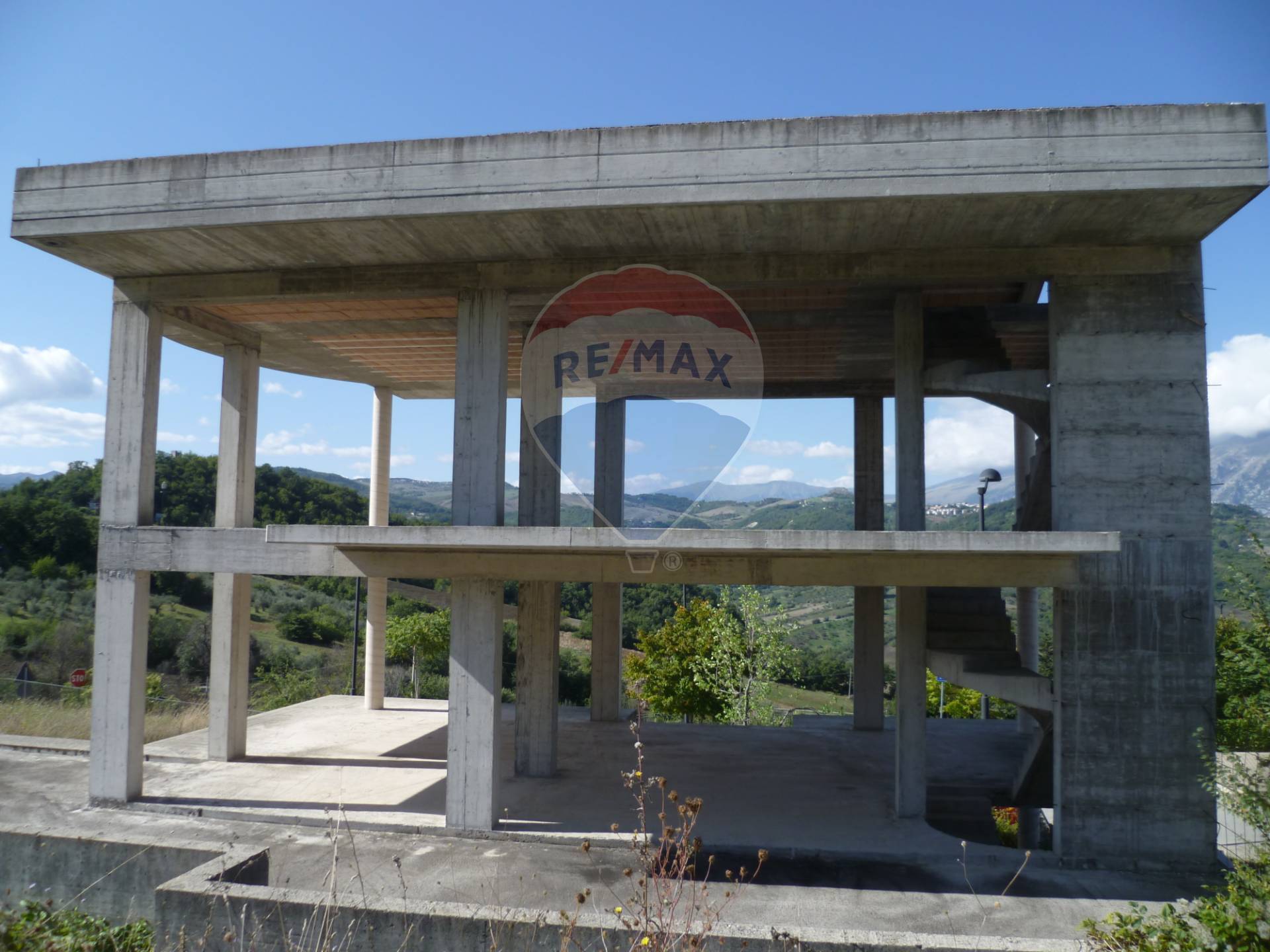 Villa ROCCASCALEGNA vendita    RE/MAX People