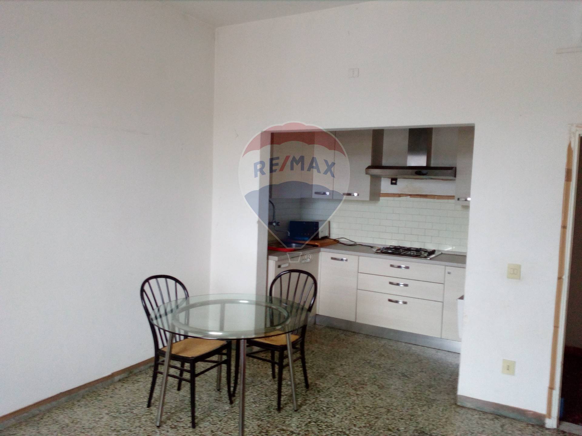  empoli vendita quart:  re-max-ideale