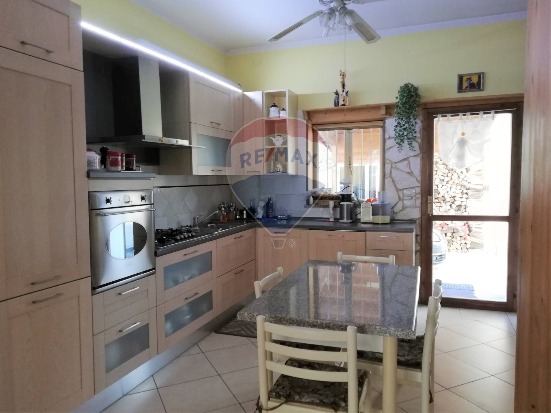 Villa AGUGLIARO vendita    RE/MAX Top Brokers