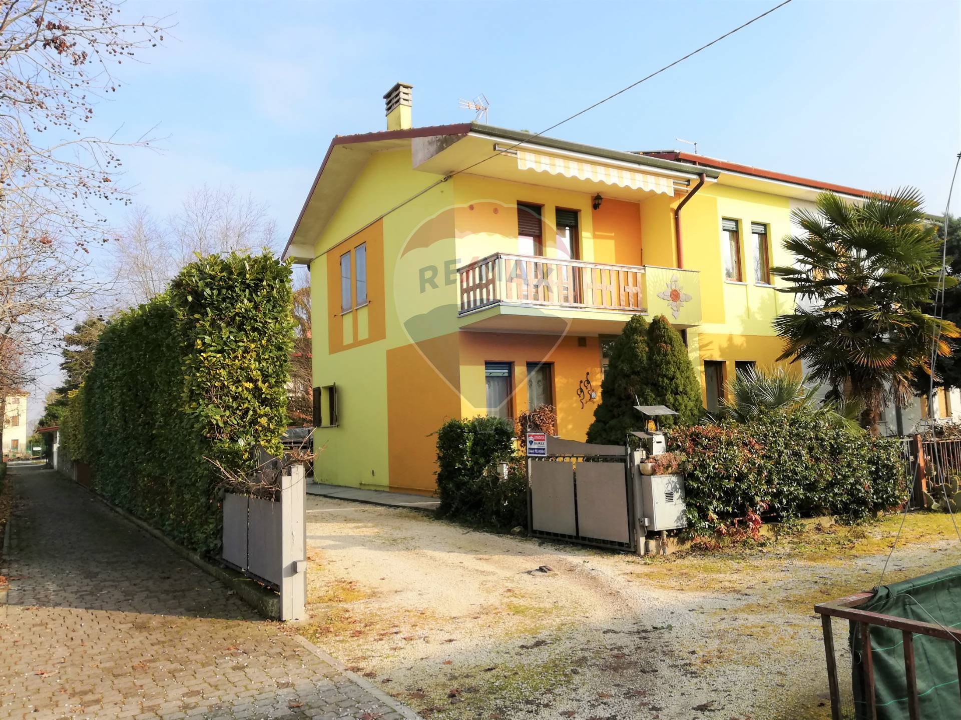 Villa AGUGLIARO vendita    RE/MAX Top Brokers