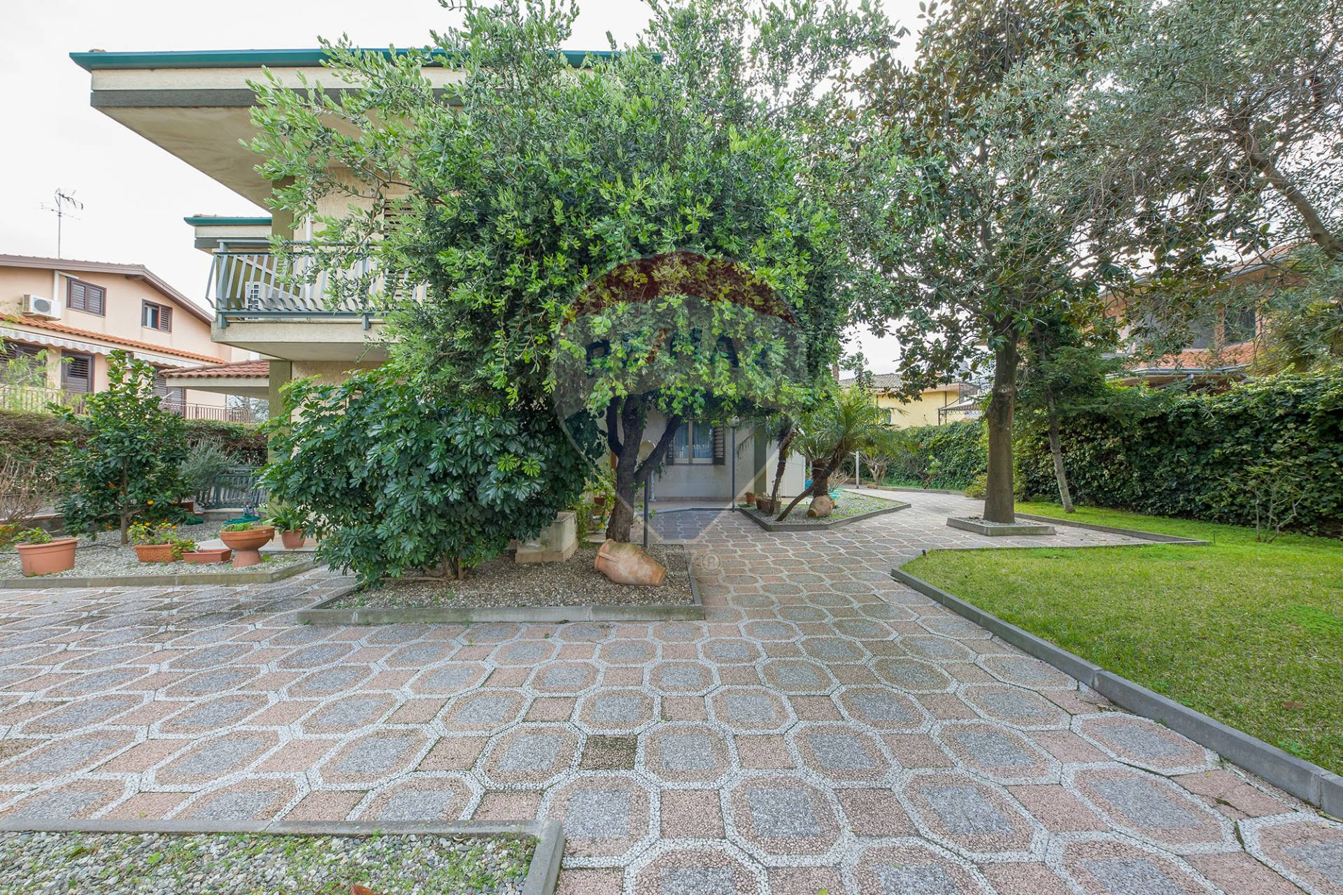  san-giovanni-la-punta vendita quart:  re-max-city-home