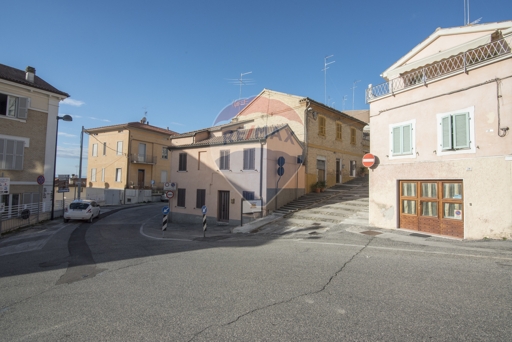 Villa Unifamiliare - Indipendente CASTELFIDARDO vendita    RE/MAX Master Class