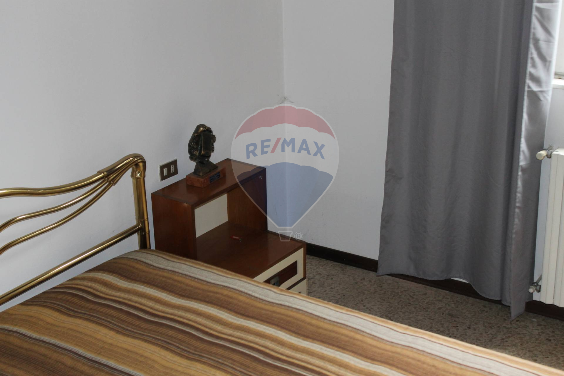 Appartamento CASNATE CON BERNATE vendita    RE/MAX Essenza