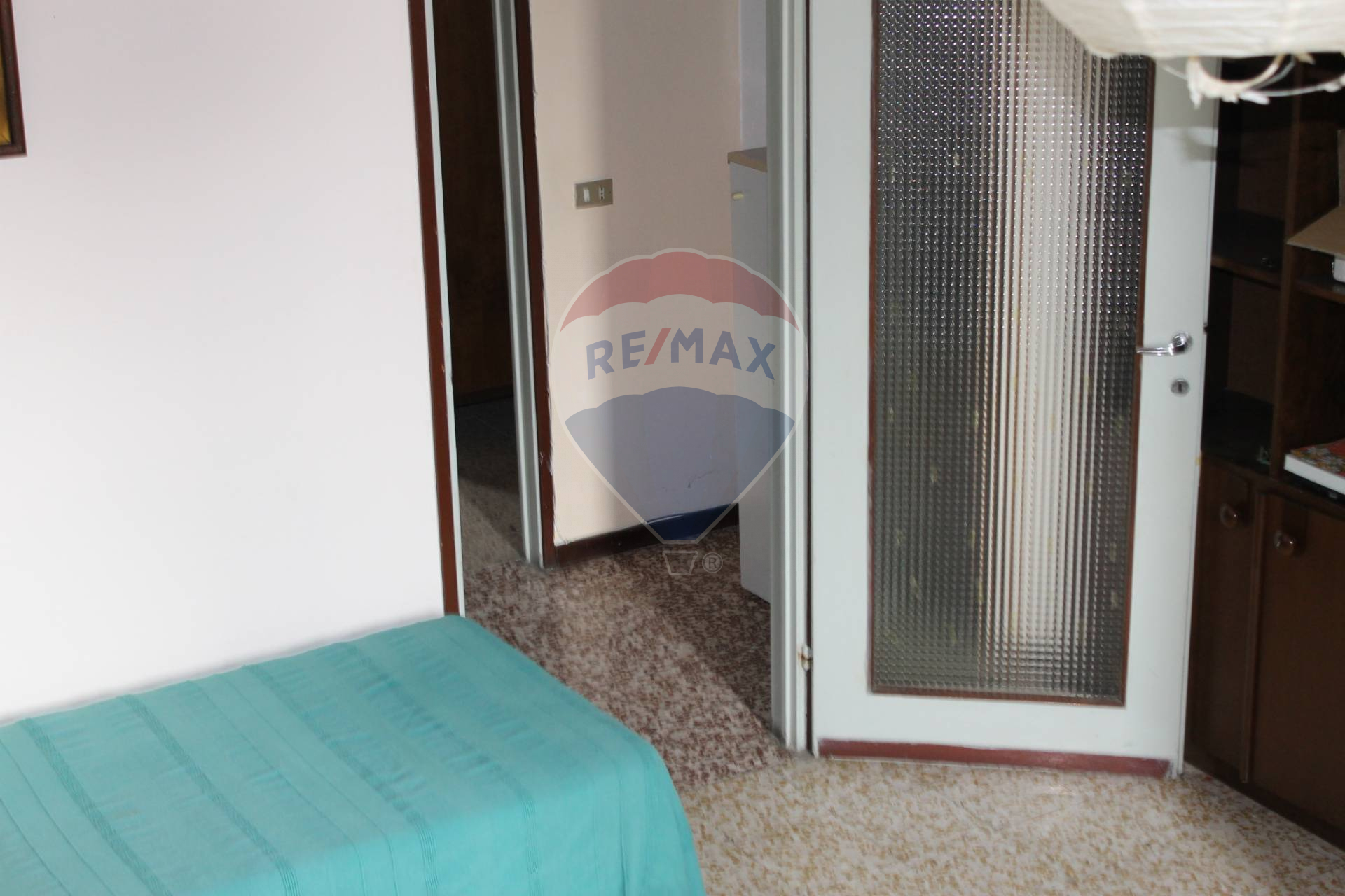 Appartamento CASNATE CON BERNATE vendita    RE/MAX Essenza