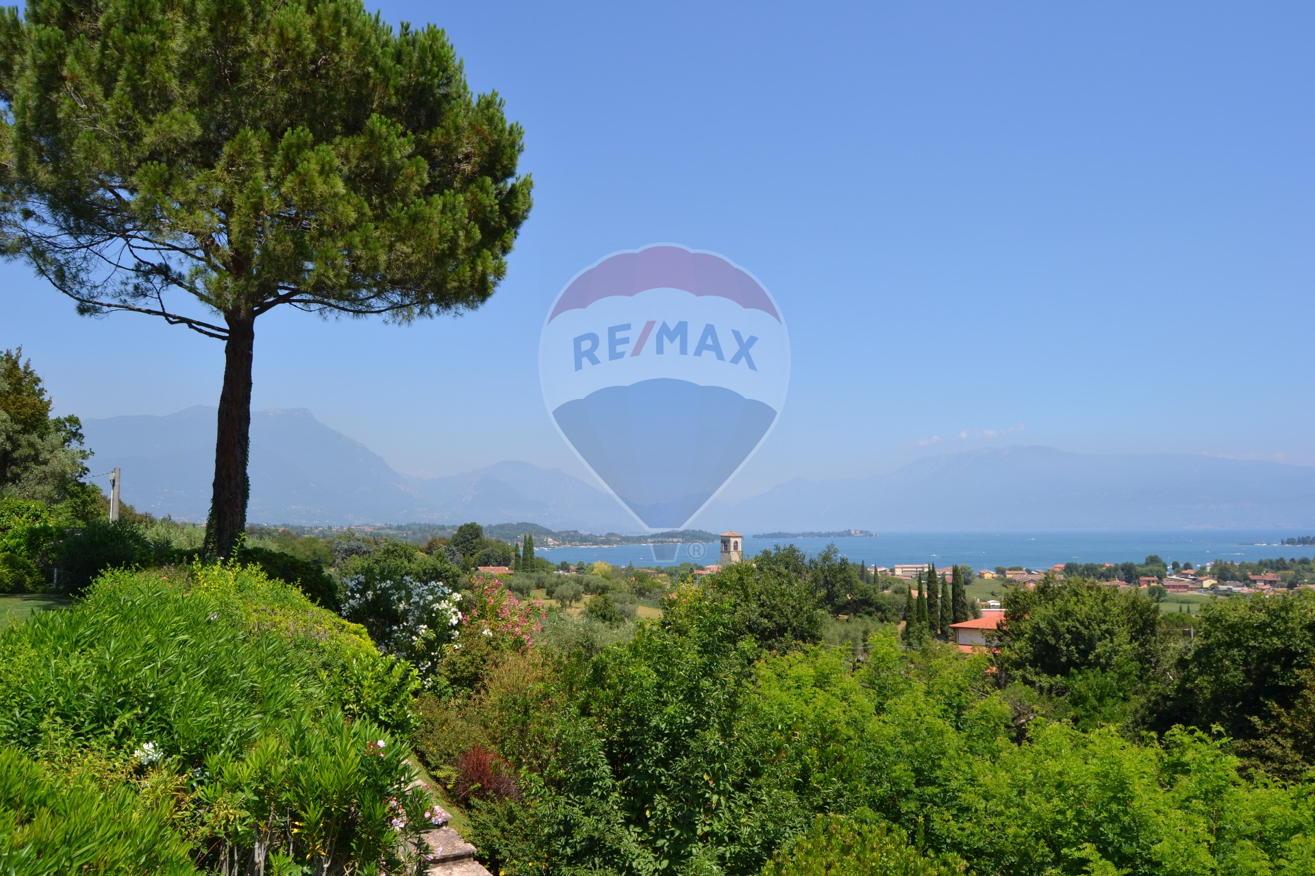 Villa MANERBA DEL GARDA vendita    RE/MAX Edilfin