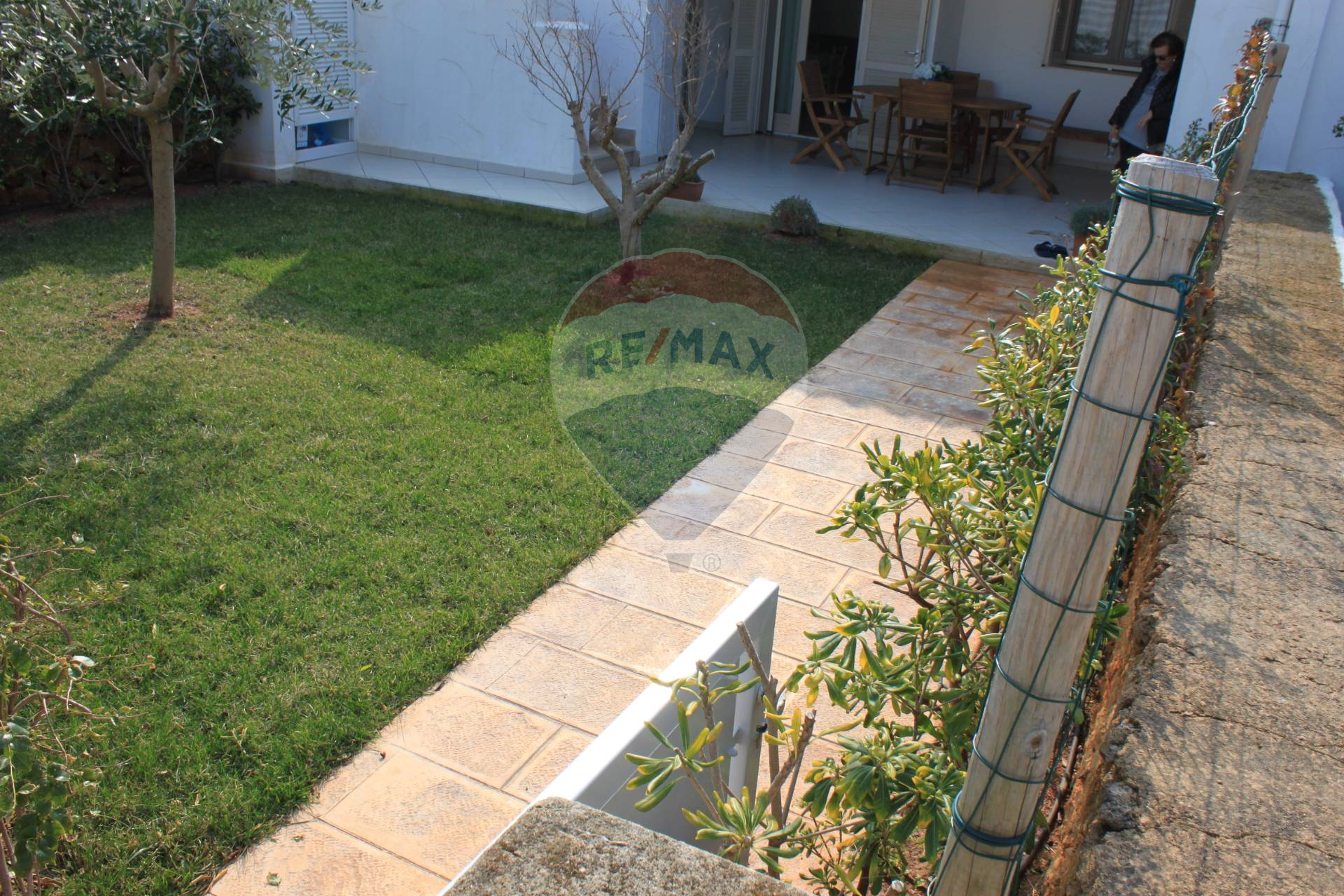 Villa OSTUNI vendita    RE/MAX Acquachiara