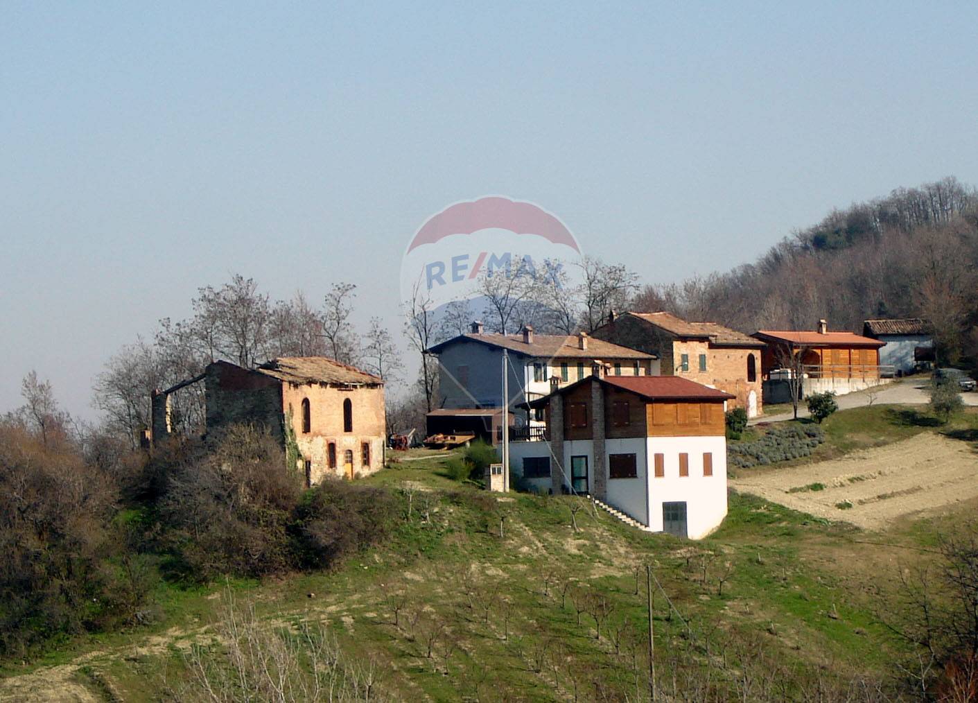 Rustico - Cascina VERNASCA vendita  Vigoleno  RE/MAX Alfa