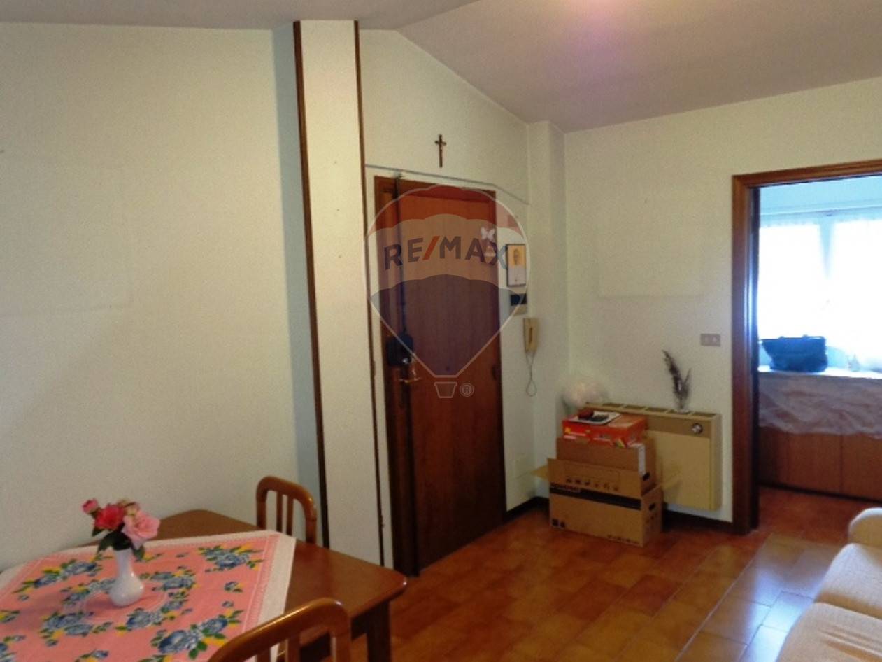 Appartamento FALCONARA MARITTIMA vendita  Palombina Vecchia  RE/MAX Centro Casa