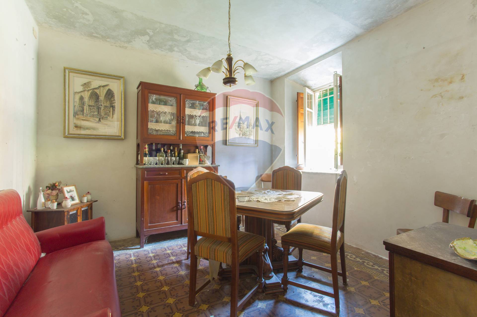 Villa Unifamiliare - Indipendente LUCCA vendita  Montuolo  RE/MAX Diamante