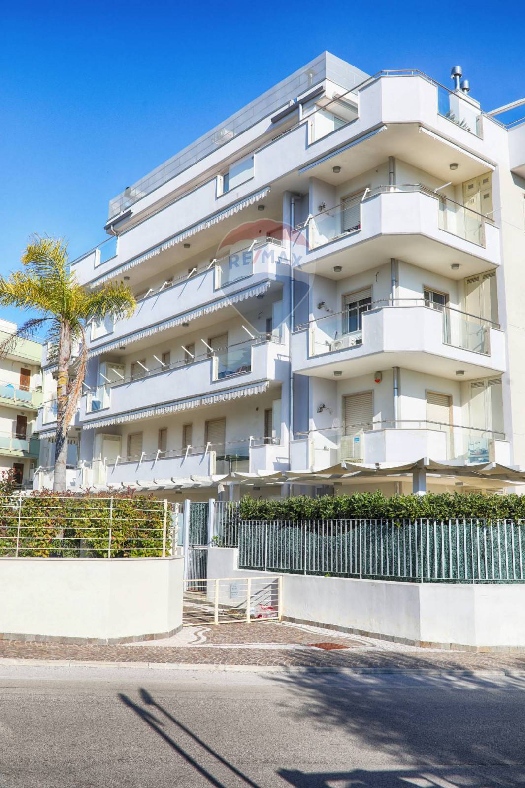  formia vendita quart:  re/max property